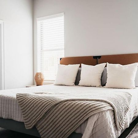 New Luxury Townhome Youngsville 外观 照片